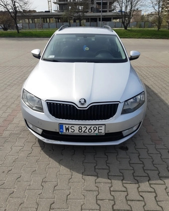 Skoda Octavia cena 45000 przebieg: 181000, rok produkcji 2017 z Siedlce małe 704